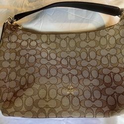 Coach - Teri Hobo Bag Signature Canvas