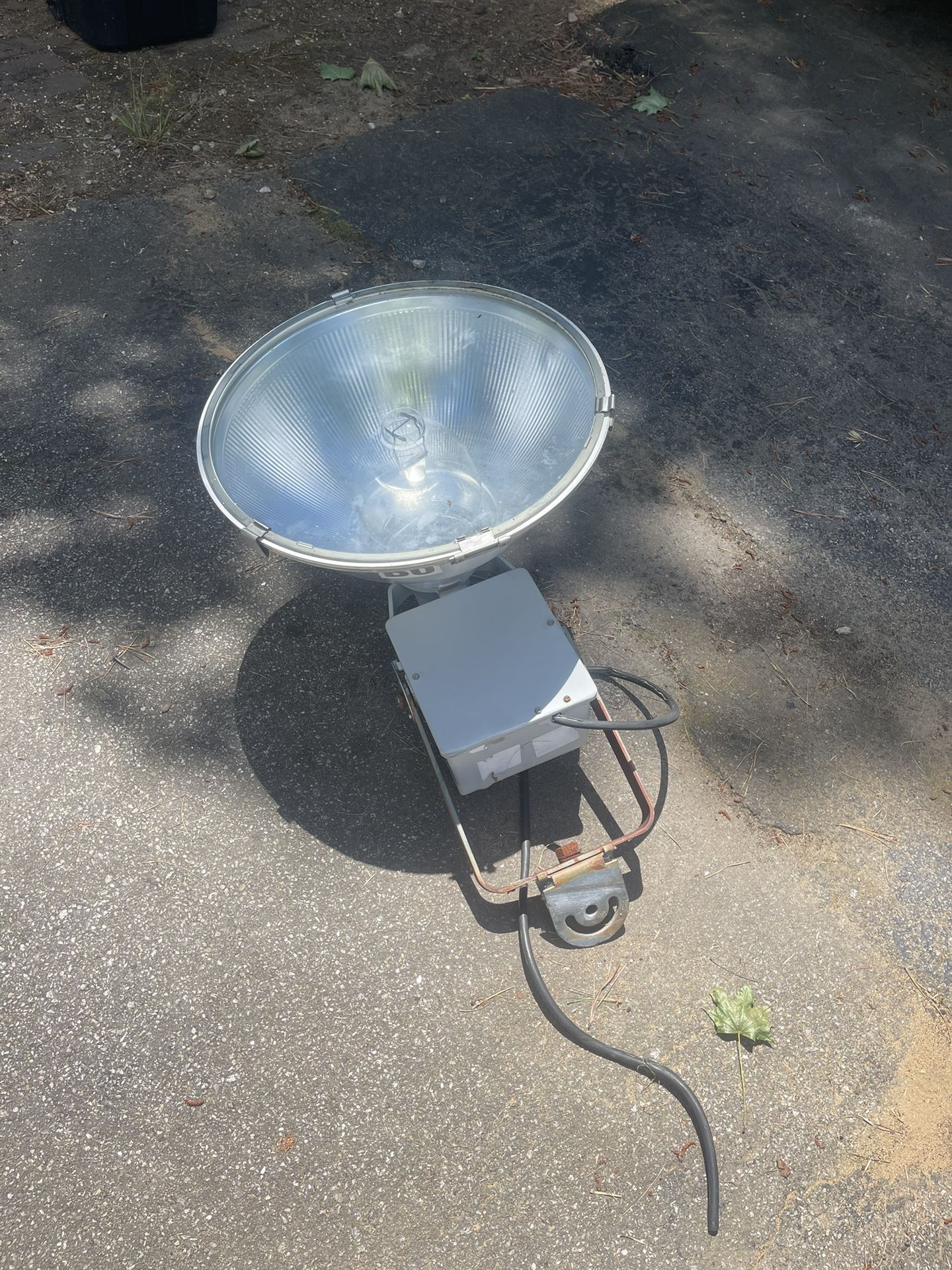 Larson 20in Stadium Flood Light