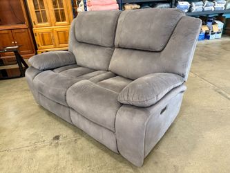 TIMBERLAND CO. Plush Pebble Grey Dual Power Reclining Loveseat