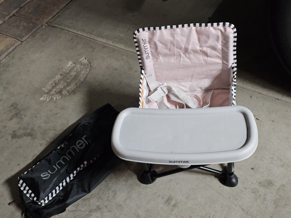 Pop 'N Sit Portable Booster Chair