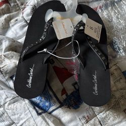 Women 8 Light Sandal 