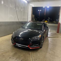 2019 Hyundai Veloster