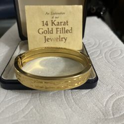 Vintage Bracelet 14k Filled 