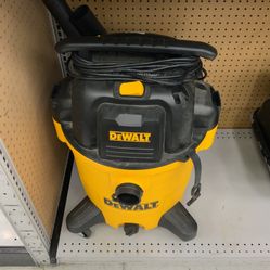 Dewalt Vacuum 