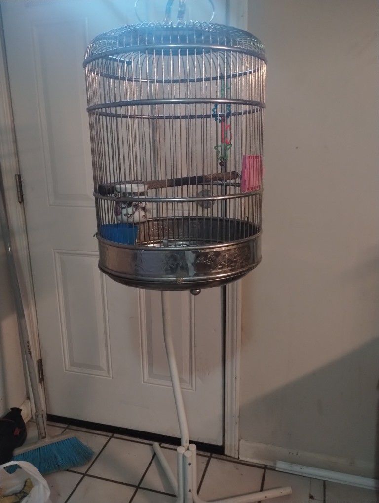 Prevue Stainless Steel Empress Birdcage With Stainless Steel Stand