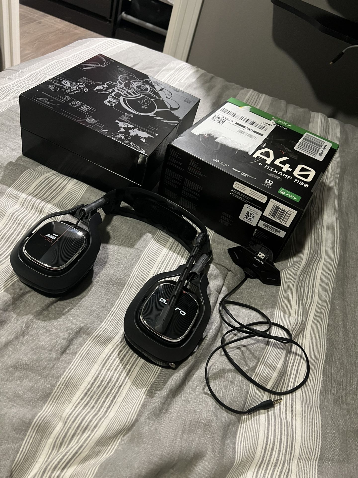 Astro A40