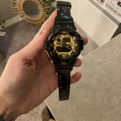 Watch + 2 Silver Necklace 