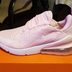 Nike Air Max 270 Size 6y