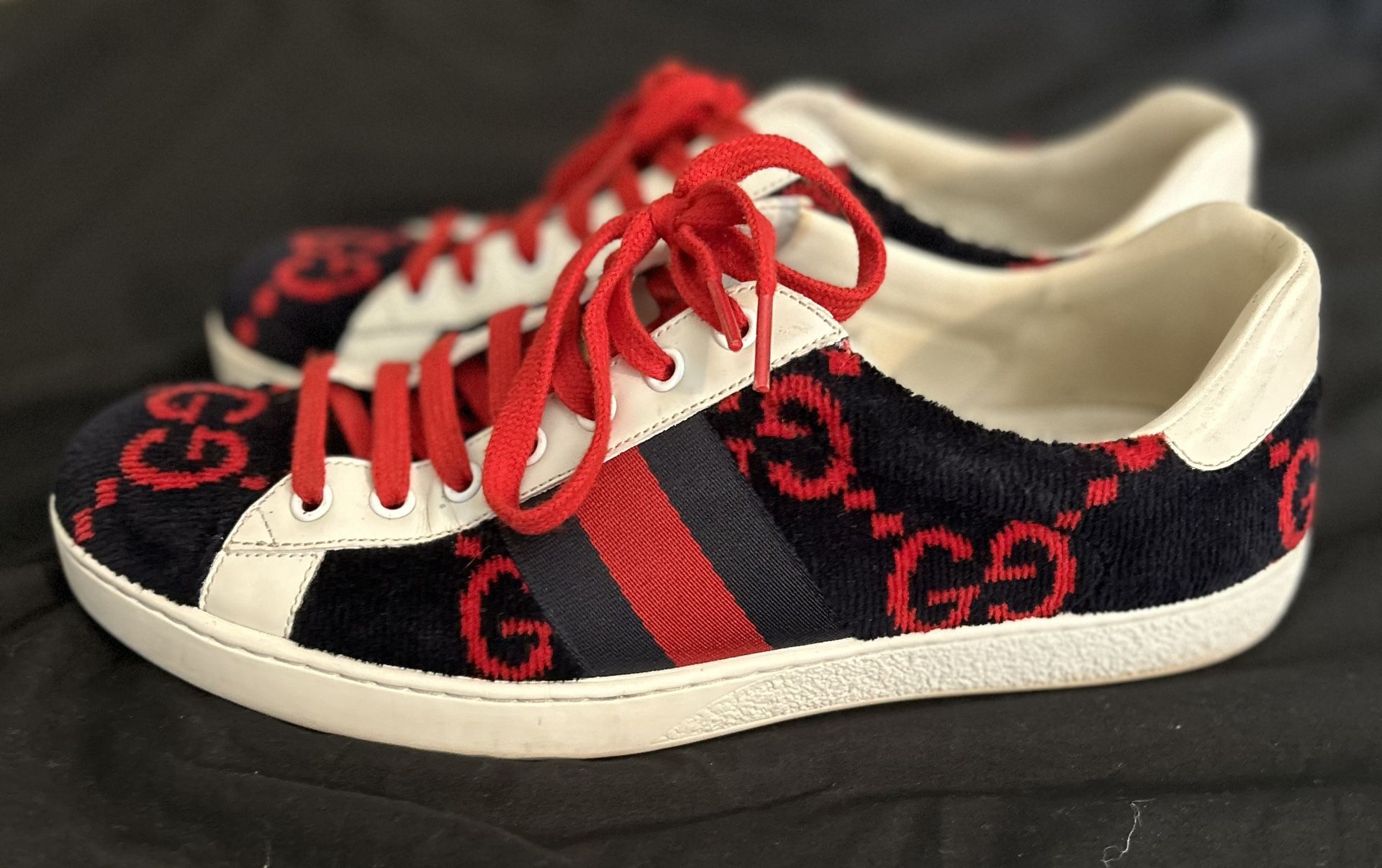 Authentic Gucci Ace GG Low Sneakers