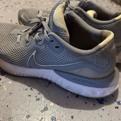 Women’s Nike Running Shoes 