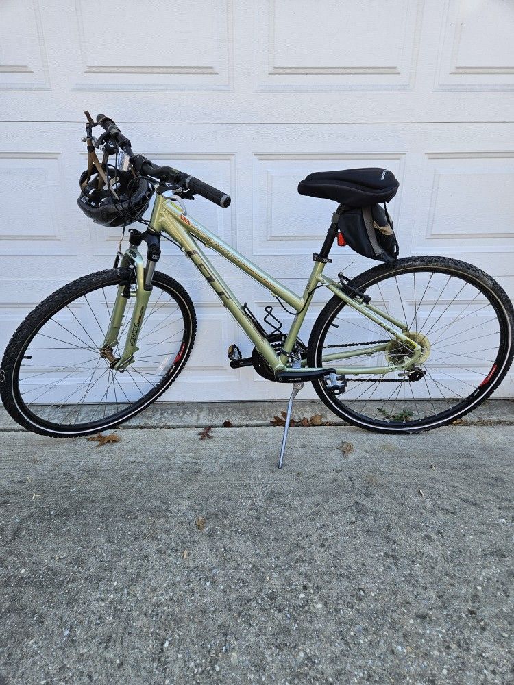 GT Mountain Comfort Bike
