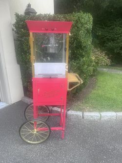 Classic Red Nostalgia Electric Old Fashion Popcorn Machine