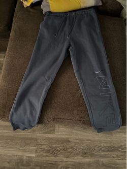 NIKE sweats
