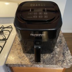 NuWave Brio 6-Qt Digital Air Fryer – Excellent Condition