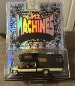 M2 Machines 1973 GMC Sierra 3500 Camper Die Cast
