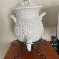 Home And Garden Party  New $45