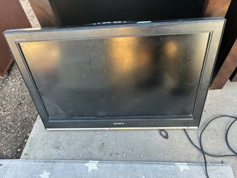 Sony 32” LCD TV – Works Great – Budget Friendly