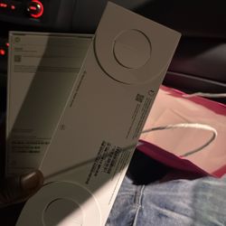 iPhones 16 Seald & Apple Watch 11 Series 42mm