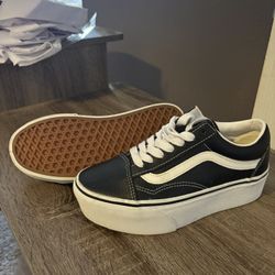 Women’s Vans Sz 5.5