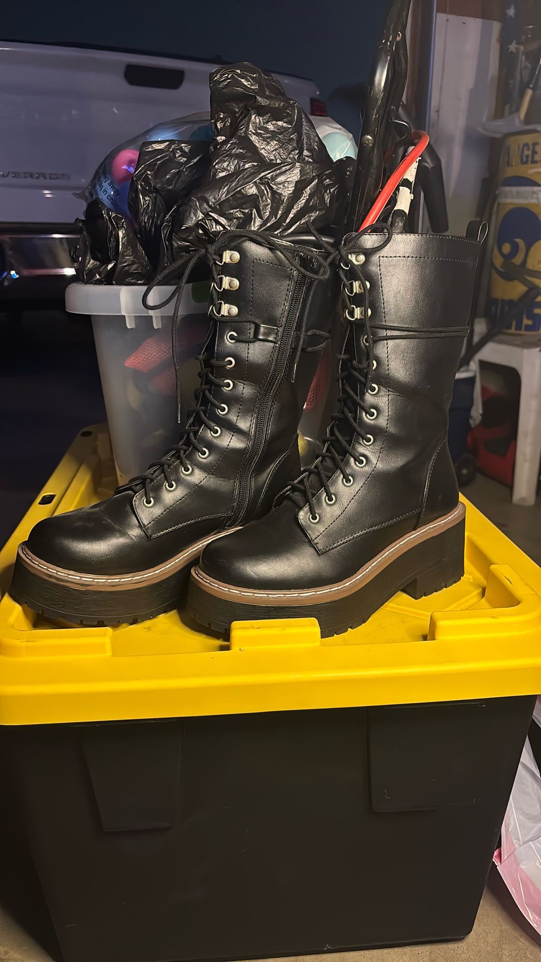 Black And Brown Boots 