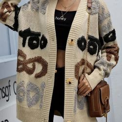 Elegant Letter Print V-Neck Knitted  Button-Up Cardigan