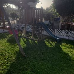 Kids  Play Swing