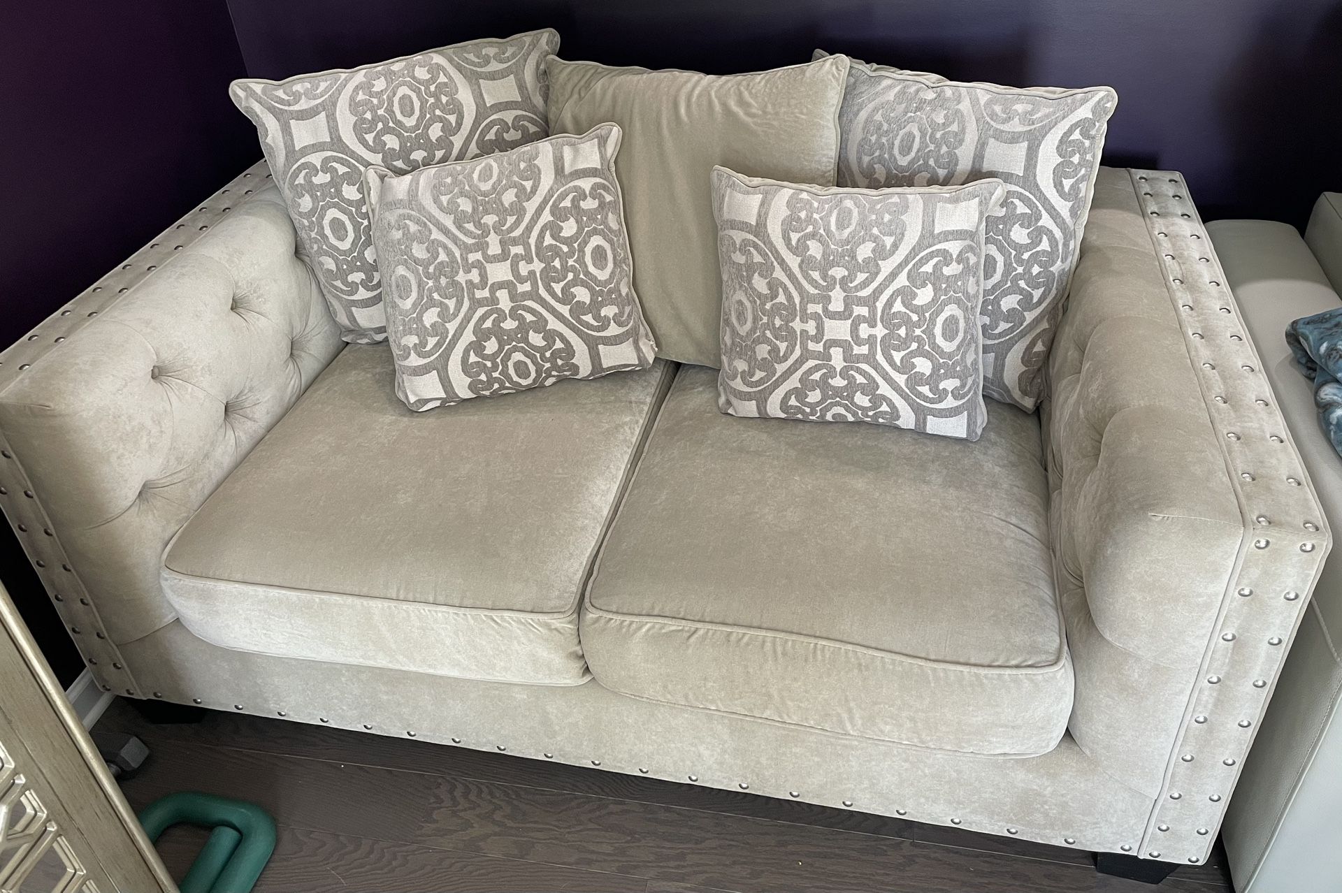 Loveseat + Ottoman