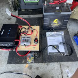 LiOn Energy Safari UT 1300 12V 105Ah Lithium Iron Phosphate (LiFePO4) Battery and Renogy DCDC MPPT Setup