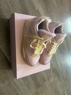 Jordan 4 women size 5.5, 6, 6.5, 7, 7.5, 8