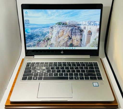 HP PROBOOK 440 G6 TOUCHSCREEN CORE I5-8265U 16GB 256GB Windows 11