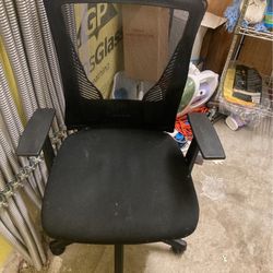 Swivel Chair 