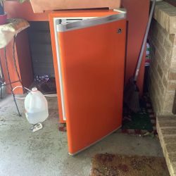 2 Fridges 