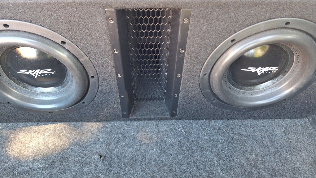 Skar EVL 4000 Watts System Subs & Amp