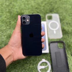 iPhone 13 Pink 128GB Mint Condition!