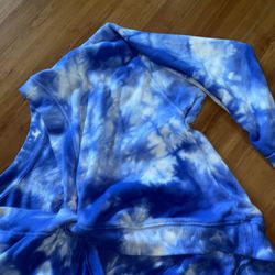 Joylab women’s Knot Tye dye Sweater