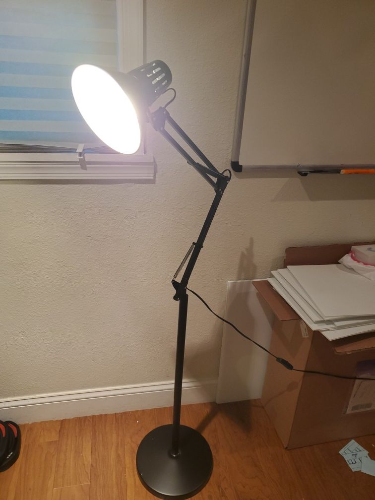 360 Degrees Floor/reading Lamp