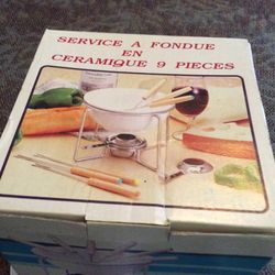 Fondue 9 piece set new in box