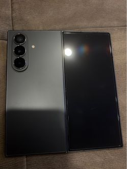 Samsung Galaxy Z Fold 7 256GB – Verizon – Excellent Condition