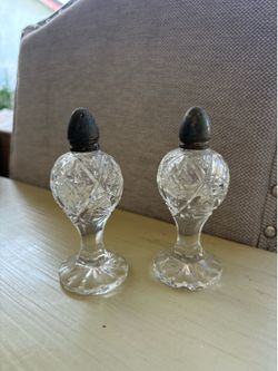 Vintage crystal salt & pepper bottles