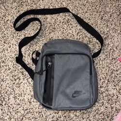 Nike purse