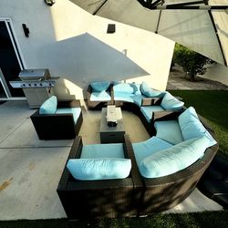 Complete outdoor set - Couches, fire-pit, BBQ, umbrella