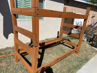 Twin bunk beds