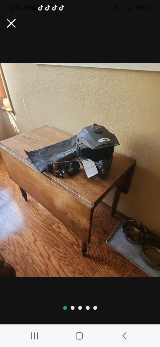 NEW-
MMG 30 Adult Motorcycle Helmet- Sizes Sm, Med, L, and  XL with Goggles-DOT APPROVED