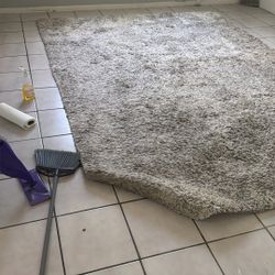 Free Rug!