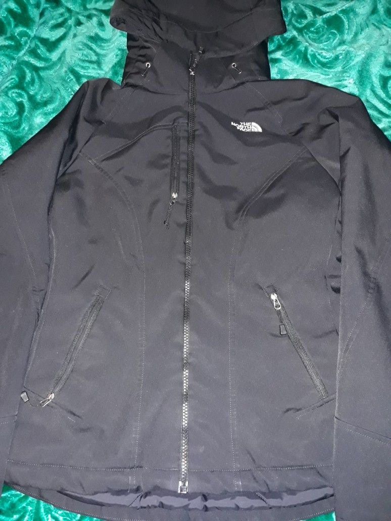  the North face  black jacket  size S   good condition,$30.00 