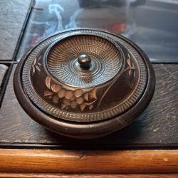 vintage Japanese treen wooden trinket box with a carved lid.
