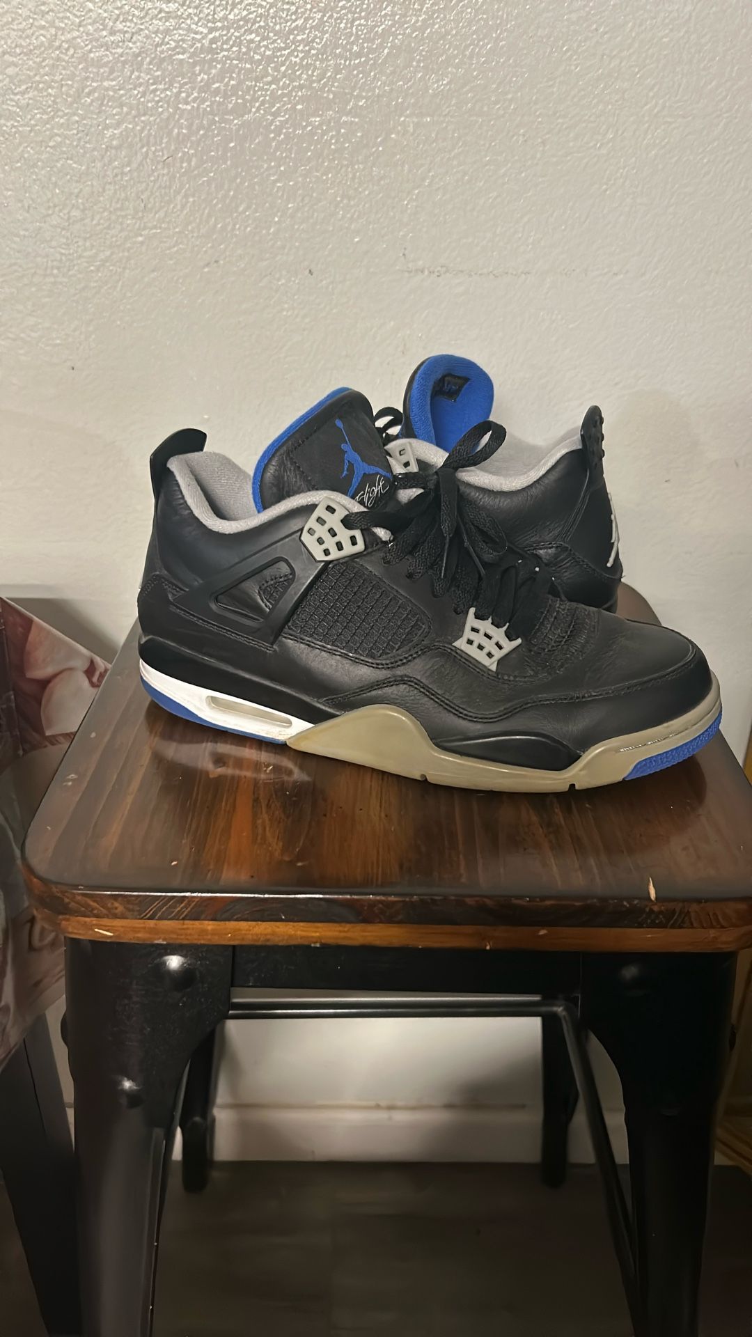 Air Jordan 4 Retro