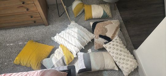 Decor Pillows