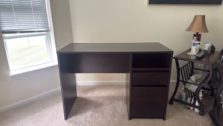 Office Desk with computer chair