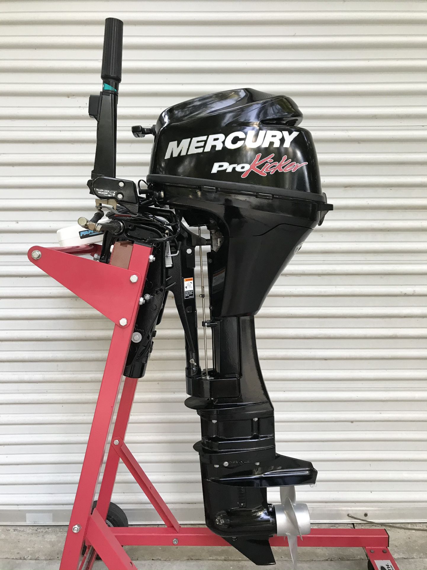 Photo Outboard Boat Motor